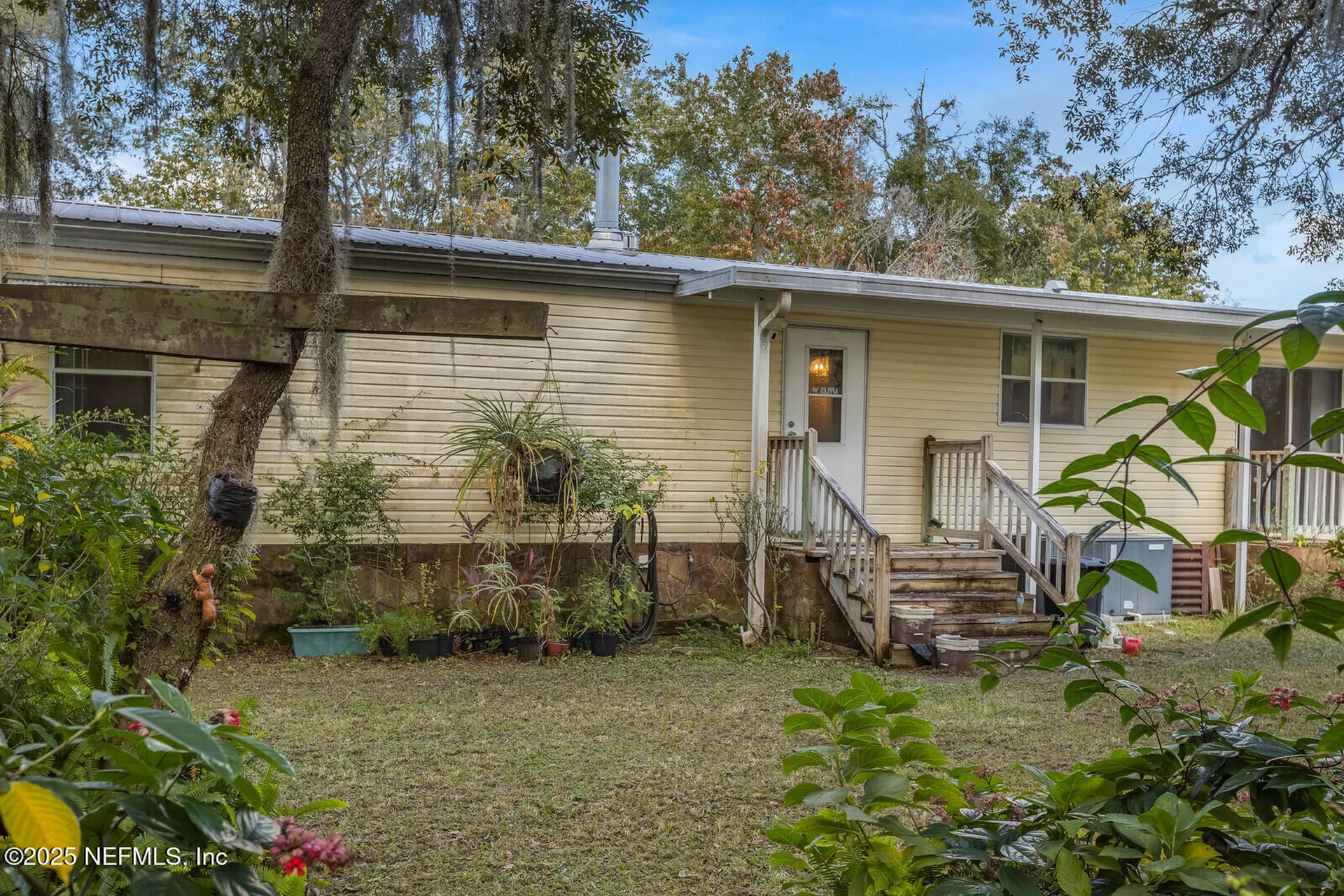 101 Palmland Avenue Satsuma FL 32189