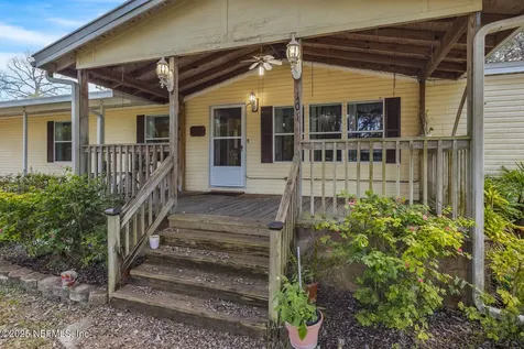 101 Palmland Avenue Satsuma FL 32189
