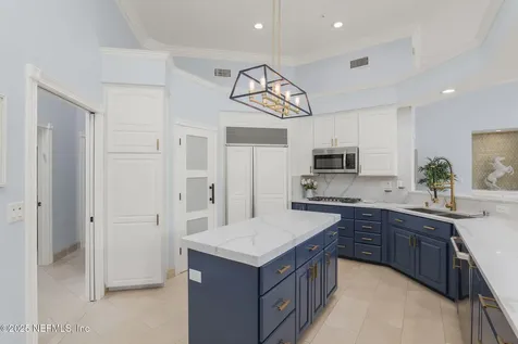 2553 Spreading Oaks Lane Jacksonville FL 32223