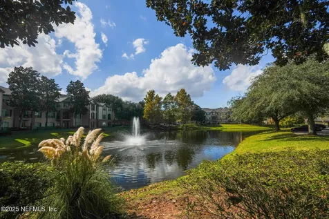 7800 Point Meadows Drive Jacksonville FL 32256