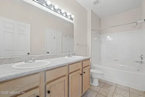 7800 Point Meadows Drive Jacksonville FL 32256