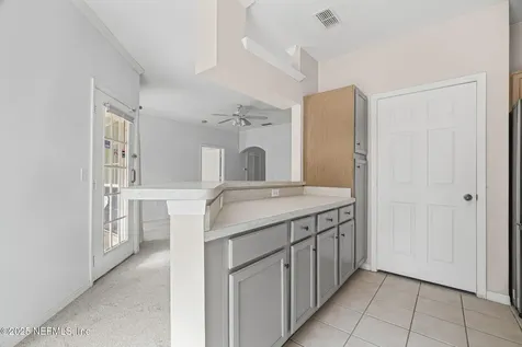 7800 Point Meadows Drive Jacksonville FL 32256