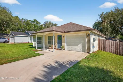 1524 Center Street Green Cove Springs FL 32043