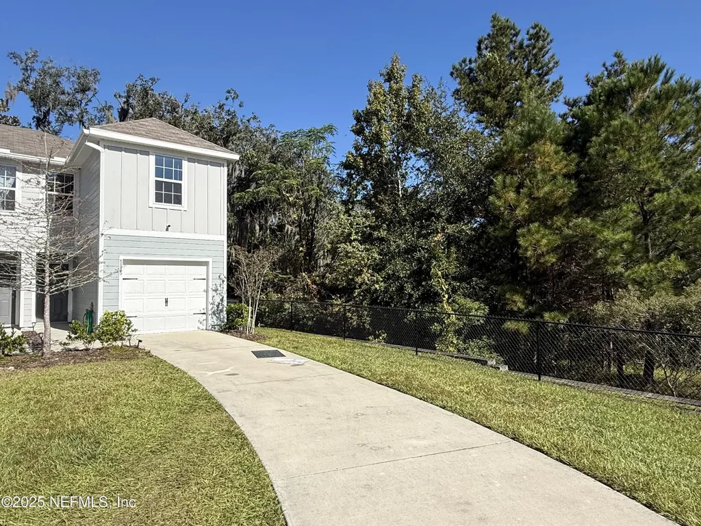 5885 Creekside Crossing Drive Jacksonville FL 32210