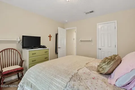 8713 Autumn Green Drive Jacksonville FL 32256