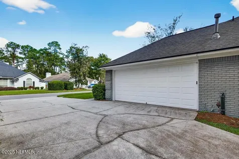 8713 Autumn Green Drive Jacksonville FL 32256