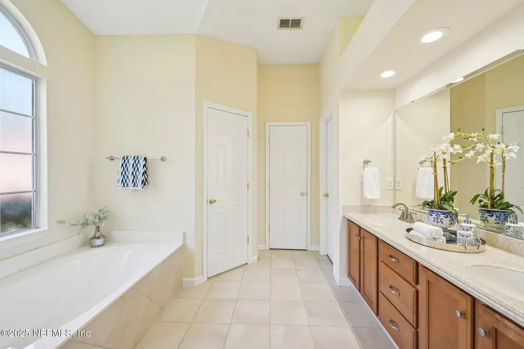 2549 Whispering Pines Drive Fleming Island FL 32003