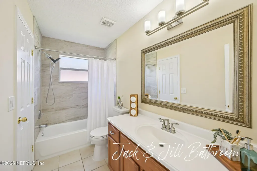 2549 Whispering Pines Drive Fleming Island FL 32003