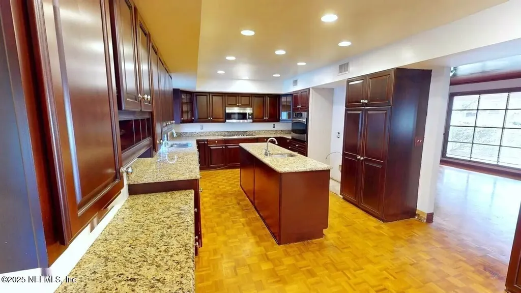 3691 Cathedral Oaks Place S Jacksonville FL 32217