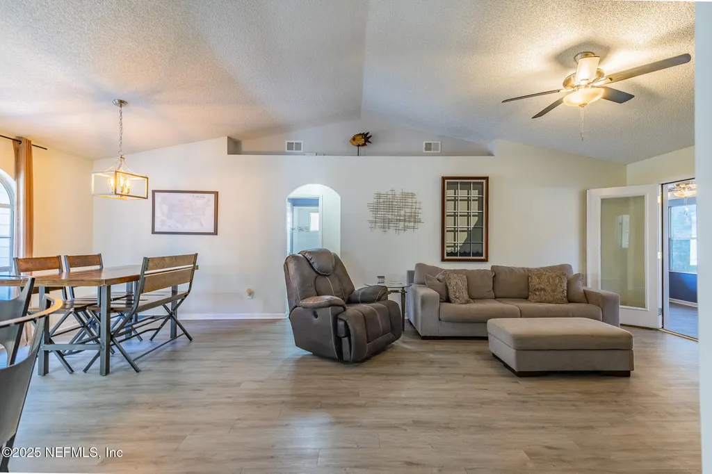 3380 Tinya Court Jacksonville FL 32226