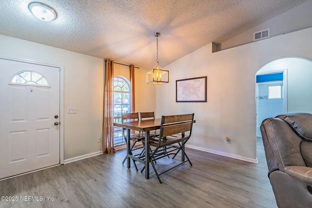 3380 Tinya Court Jacksonville FL 32226