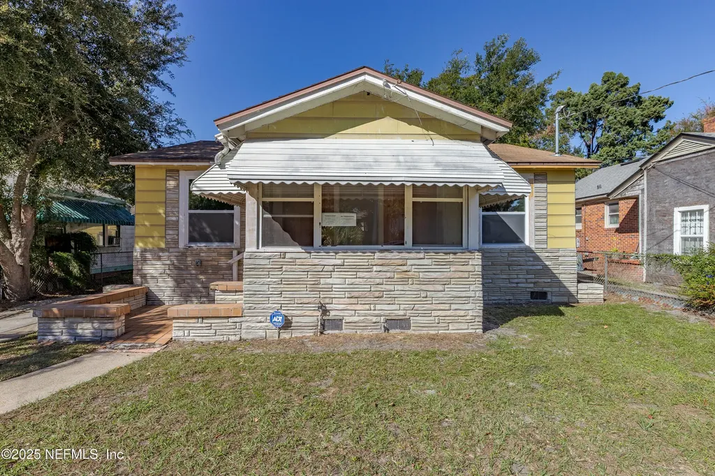 569 W 49th Street Jacksonville FL 32208