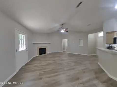 2024 Farm Way Middleburg FL 32068
