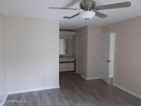 8437 Long Meadow Circle N Jacksonville FL 32244