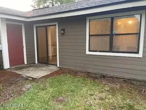 8437 Long Meadow Circle N Jacksonville FL 32244