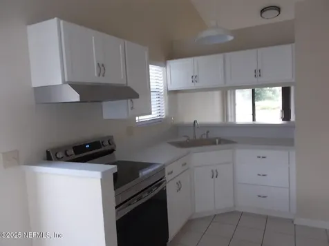 8437 Long Meadow Circle N Jacksonville FL 32244