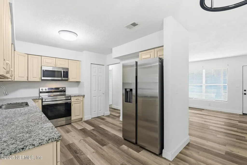 1598 3rd Street Daytona Beach FL 32117