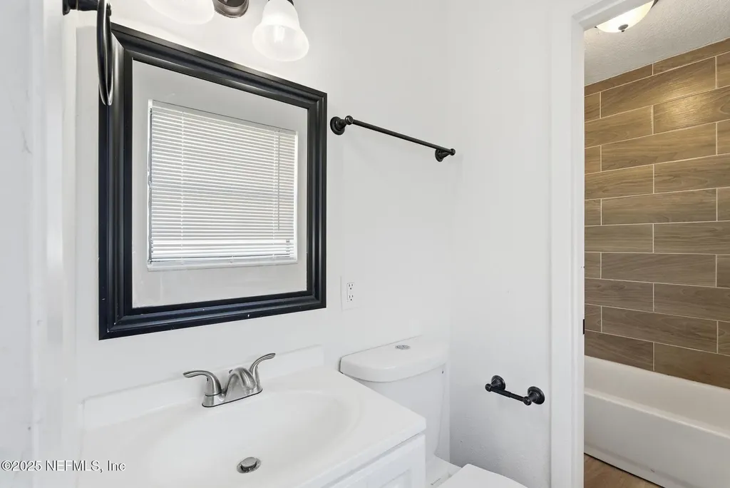 1598 3rd Street Daytona Beach FL 32117