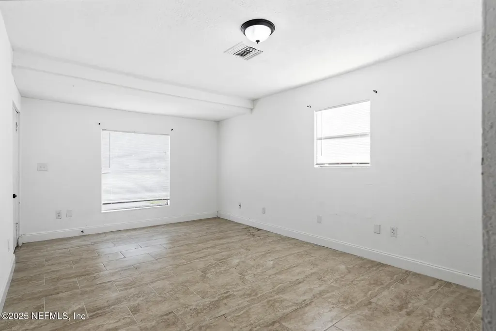 1598 3rd Street Daytona Beach FL 32117