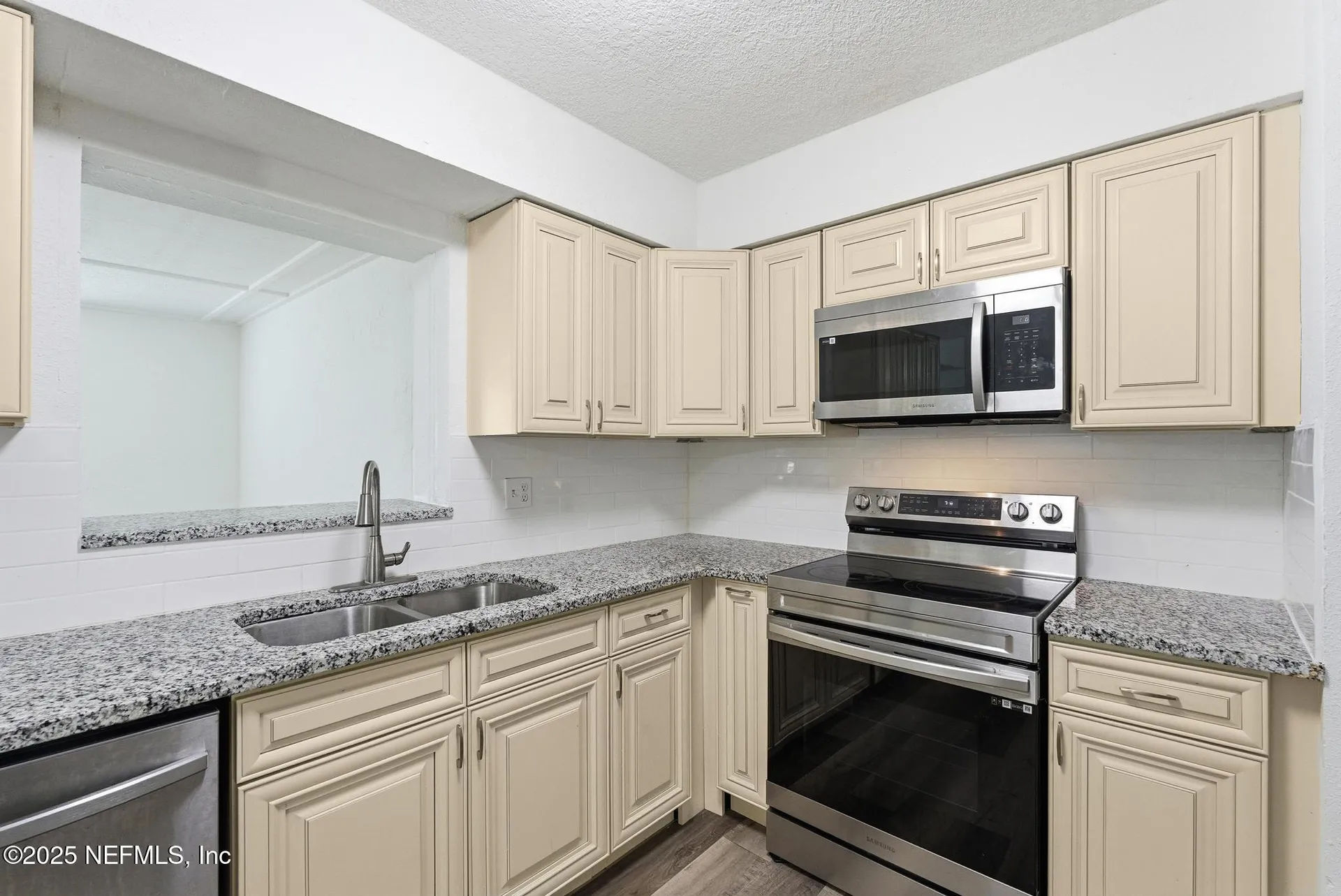 1598 3rd Street Daytona Beach FL 32117