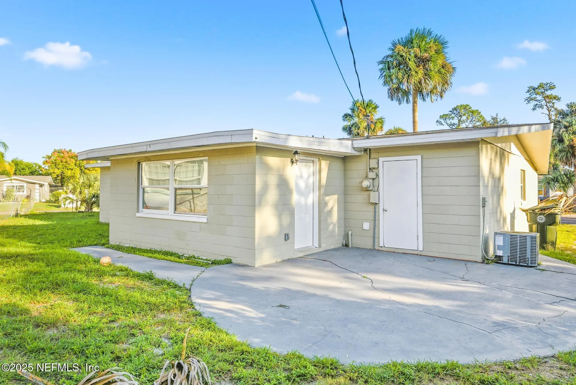 1598 3rd Street Daytona Beach FL 32117