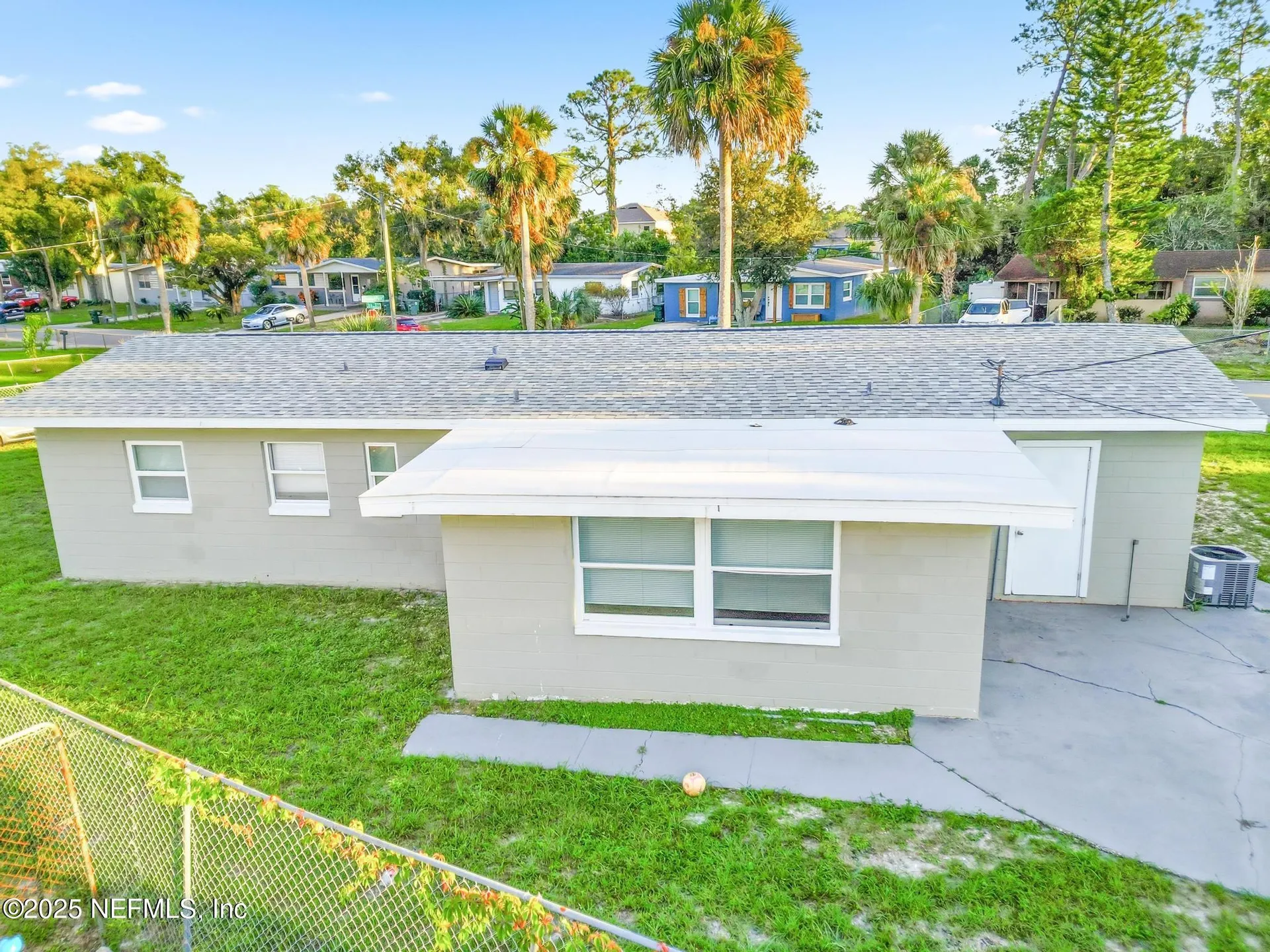 1598 3rd Street Daytona Beach FL 32117