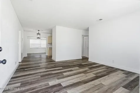 1598 3rd Street Daytona Beach FL 32117