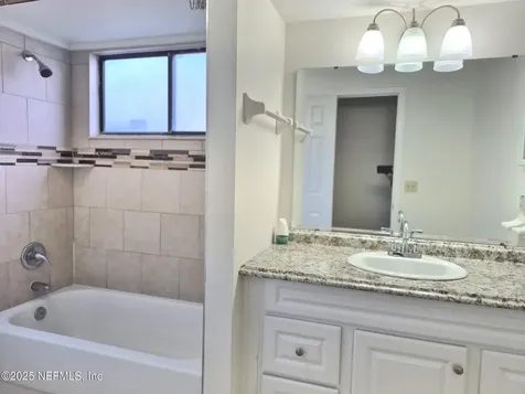 8229 Hamden Circle W Jacksonville FL 32244
