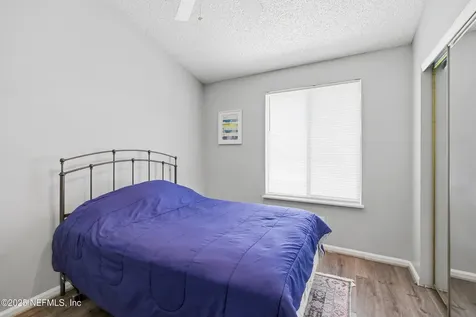 2424 Seabury Place N Jacksonville FL 32246