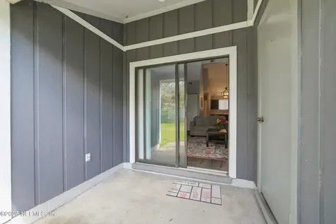 2424 Seabury Place N Jacksonville FL 32246