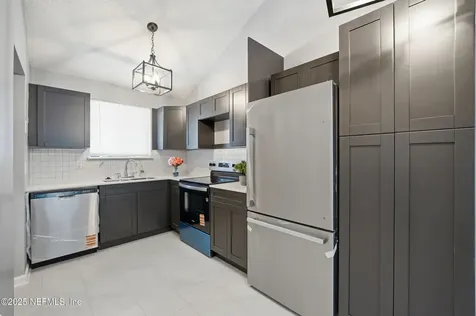 2424 Seabury Place N Jacksonville FL 32246