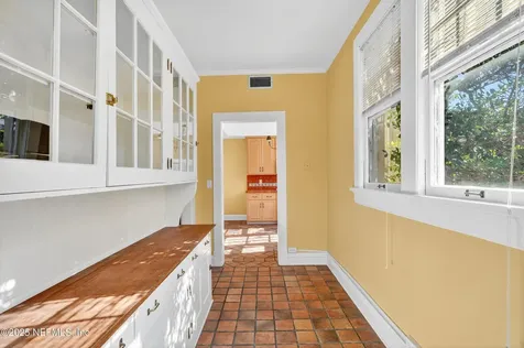1610 Mcduff Avenue S Jacksonville FL 32205