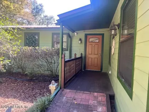 129 Cleo Lane Satsuma FL 32189