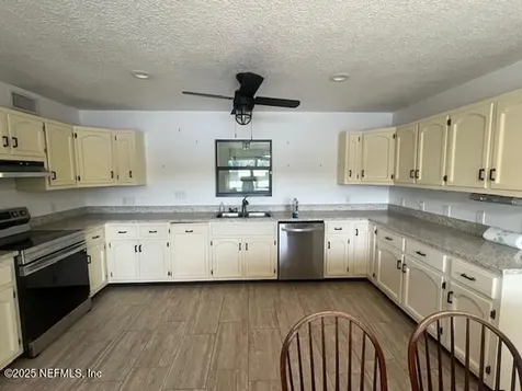 129 Cleo Lane Satsuma FL 32189