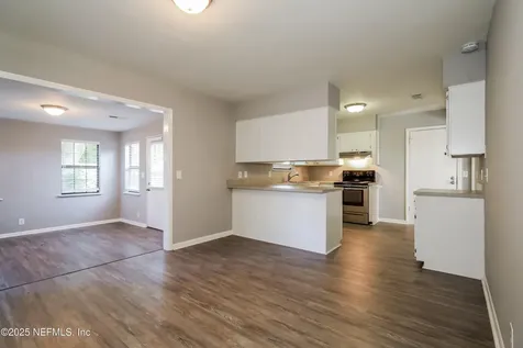 8408 Rampart Road Jacksonville FL 32244