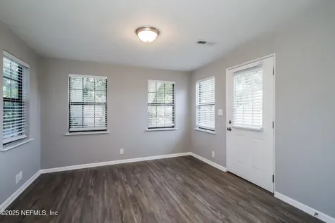 8408 Rampart Road Jacksonville FL 32244