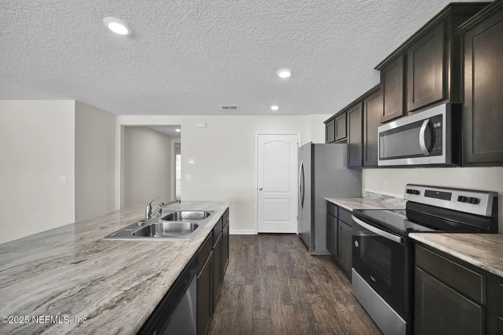 2058 Denton Trace Green Cove Springs FL 32043