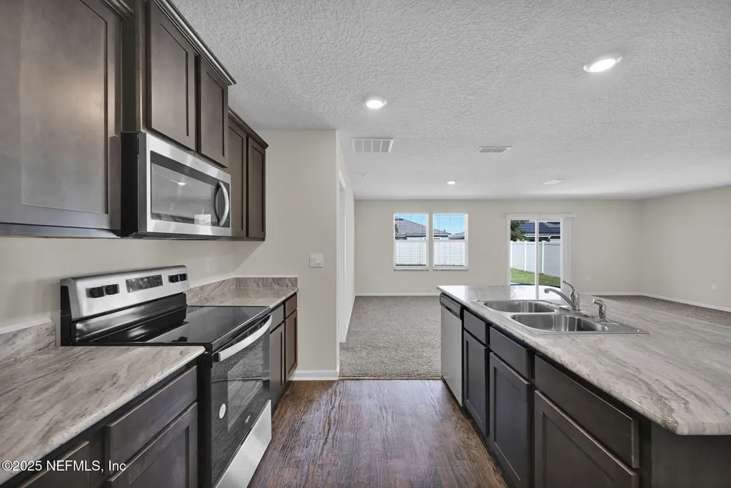 2058 Denton Trace Green Cove Springs FL 32043