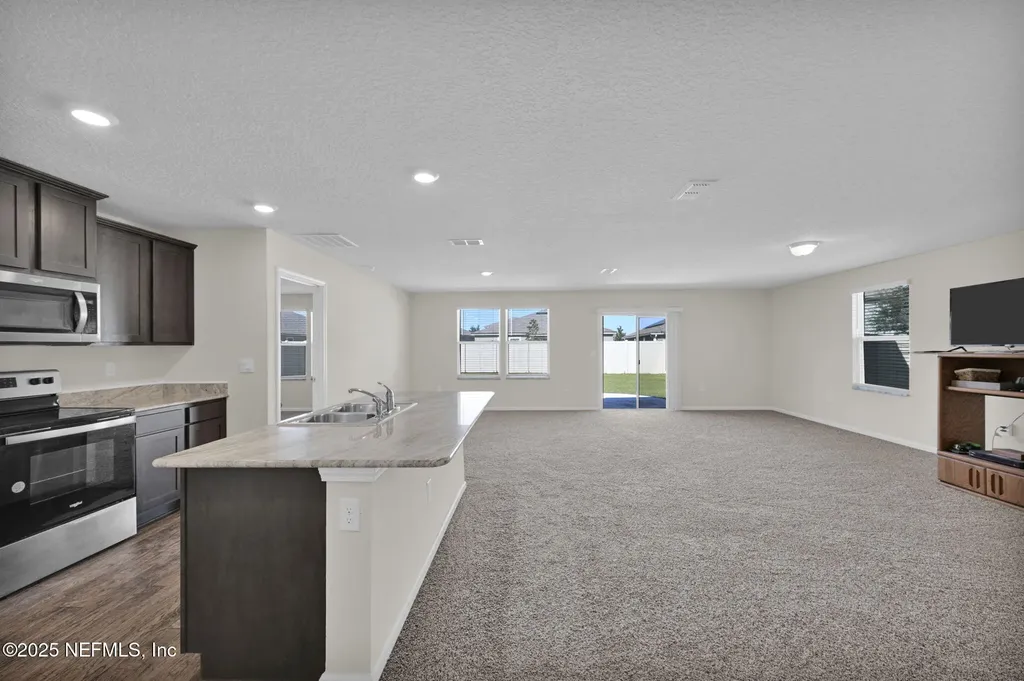 2058 Denton Trace Green Cove Springs FL 32043