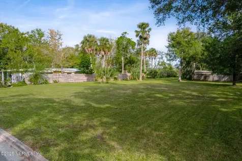 29 & 27a Florida Avenue St. Augustine FL 32084