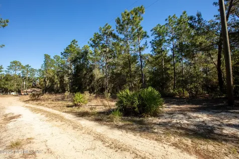 000 W Hillsborough Avenue Florahome FL 32140