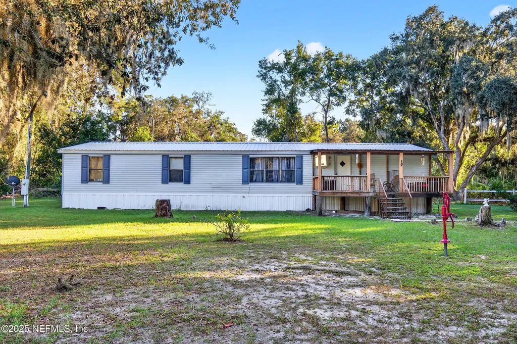 133 Rainbow Road Crescent City FL 32112