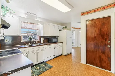 1738 Papaya Drive N Orange Park FL 32073