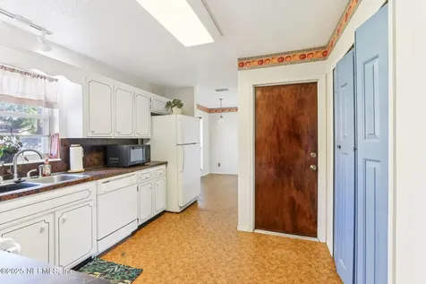 1738 Papaya Drive N Orange Park FL 32073