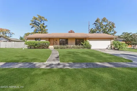 1738 Papaya Drive N Orange Park FL 32073