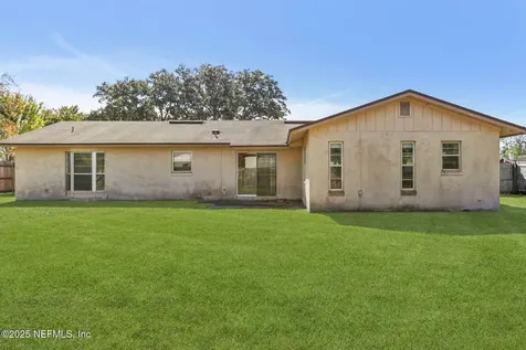 1738 Papaya Drive N Orange Park FL 32073