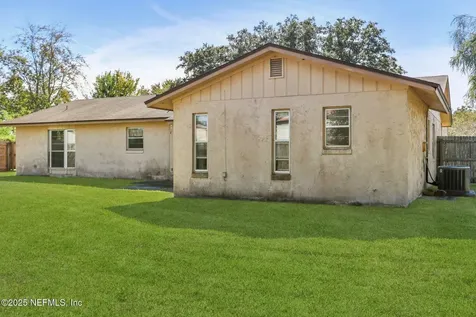 1738 Papaya Drive N Orange Park FL 32073