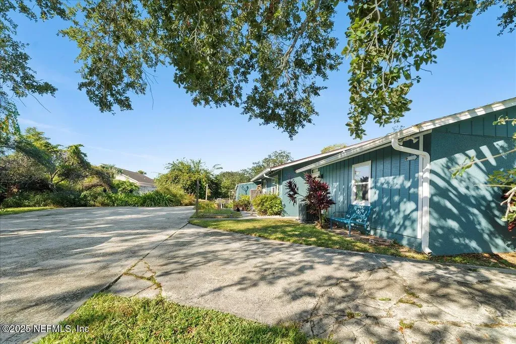 125 Rio Del Mar Street St. Augustine FL 32080