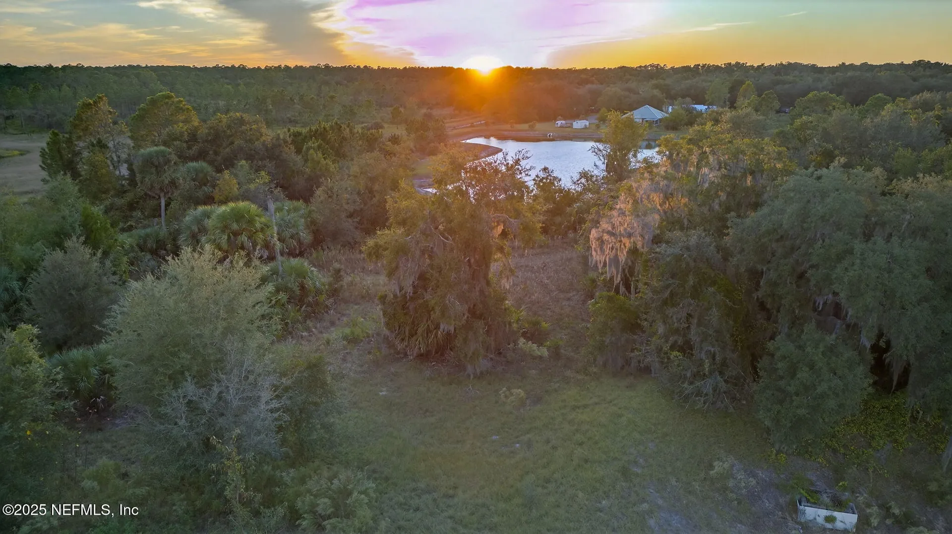 211 Village Drive Welaka FL 32193