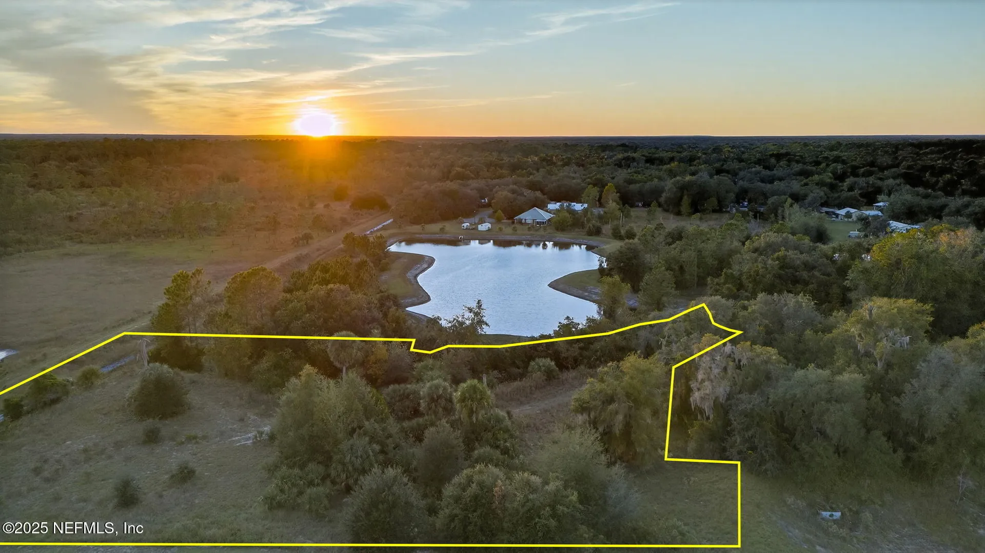 211 Village Drive Welaka FL 32193